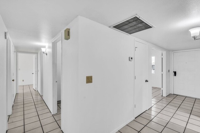 Building Photo - 7860 E Baker St