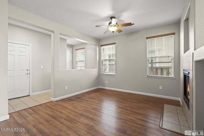 Building Photo - 3988 Dominus Dr