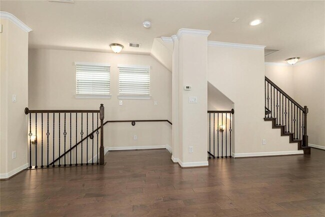 Building Photo - 1511 Peyton Oaks Pl