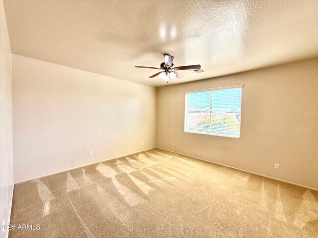 Building Photo - 15029 W Riviera Dr