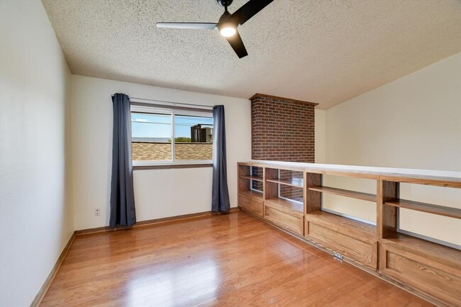 Building Photo - 3318 Foster Ln