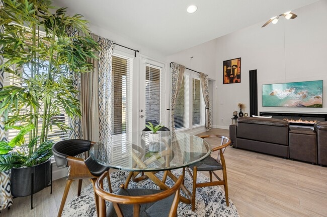 Building Photo - 20923 Carriage Harness Wy