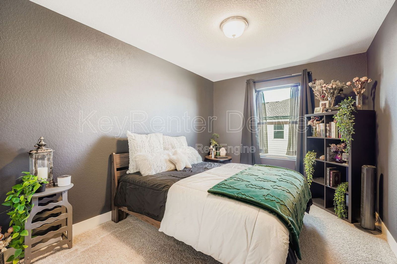 Building Photo - 16259 E Elk Dr