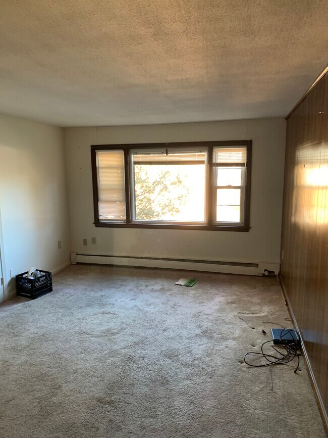 35 Deerfield Ct 35 Deerfield Ct East Hartford CT 06108 Apartment Finder