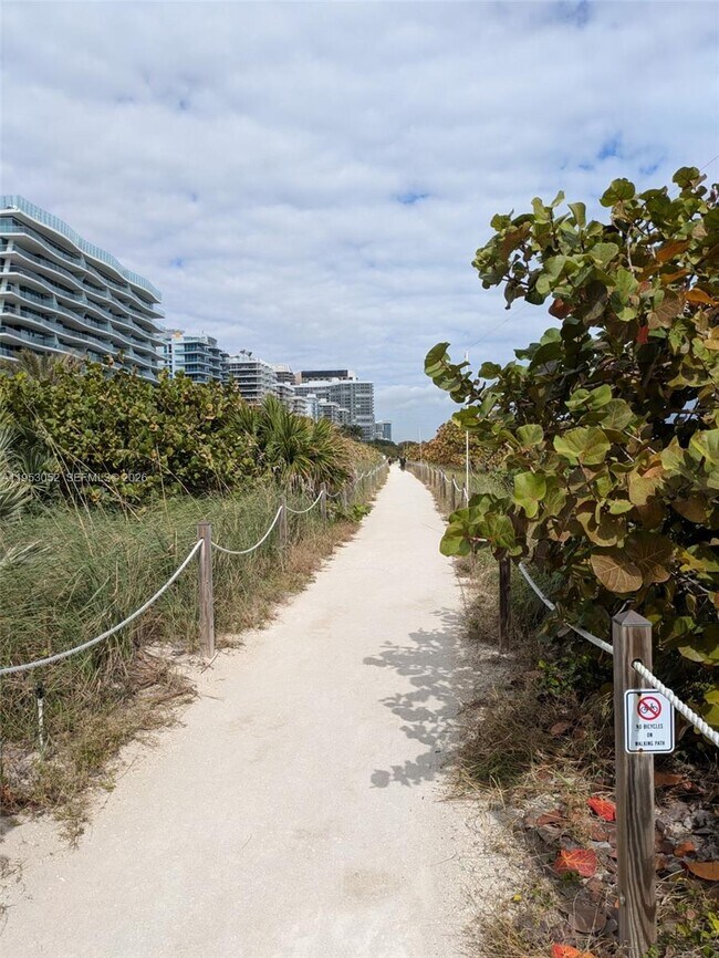 Building Photo - 9341 Collins Ave