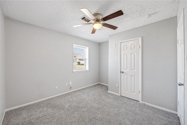 Building Photo - Welcome to this fully remodeled 4/2/2 brick home near Lake Conroe! With new AC/heat, roof, water ...