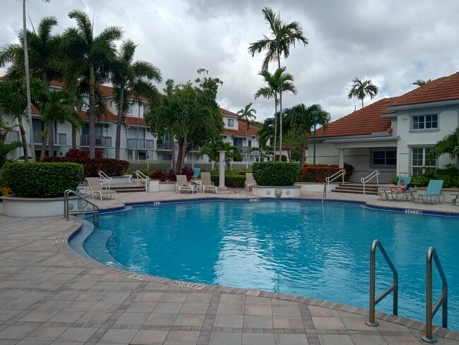 Building Photo - 2018 Alta Meadows Ln