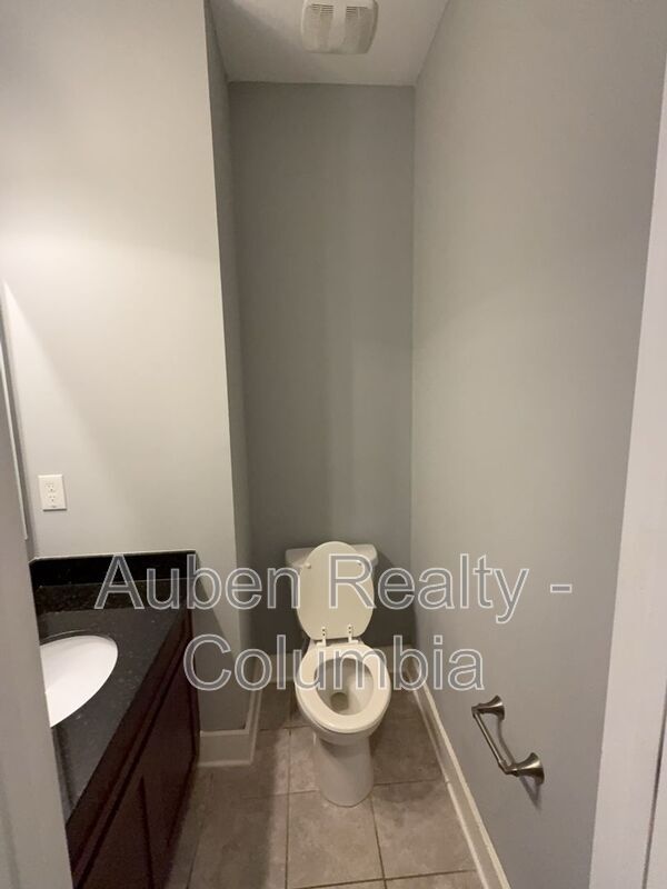 Building Photo - 1331 McDuffie Ave
