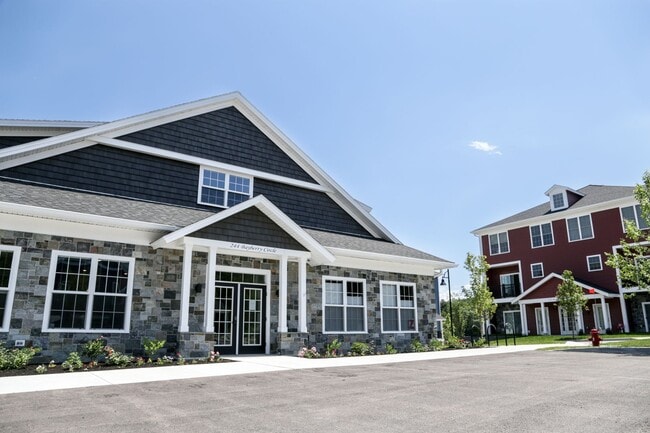 Building Photo - 251 Bayberry Cir