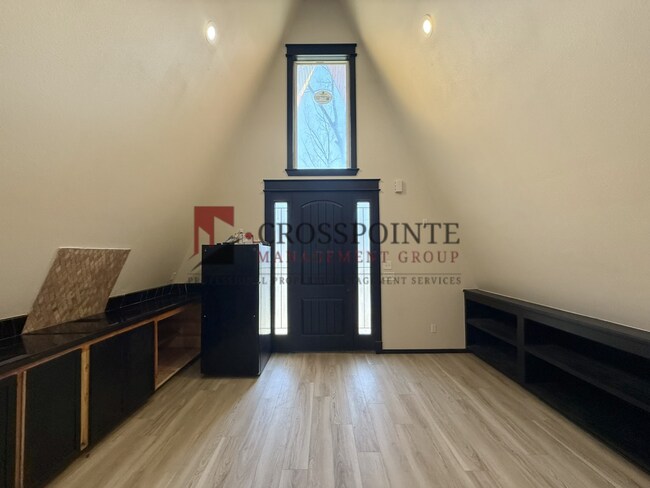 Building Photo - 1809 County Rd 27