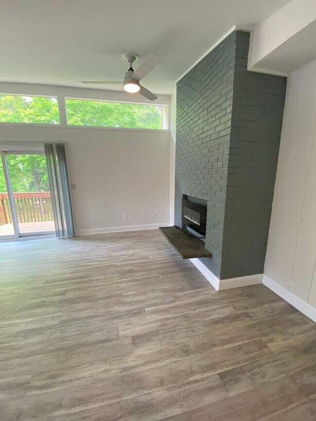 Building Photo - 229 Bacon Pond Rd