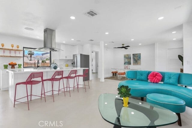 Building Photo - 3940 Cll San Antonio