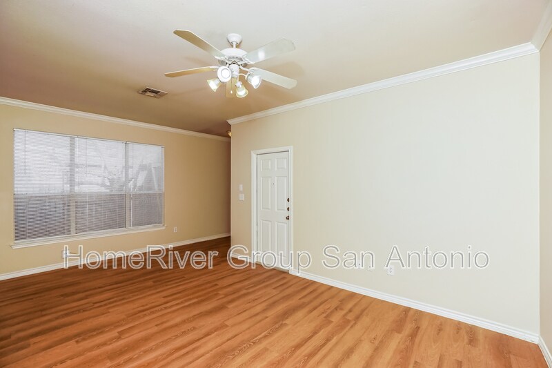 Building Photo - 7105 Tourant Rd