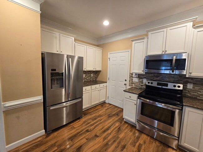 Building Photo - 5114 Chapel Ln