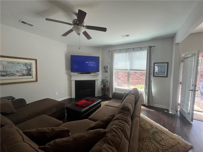 Building Photo - 5545 Bright Cross Wy