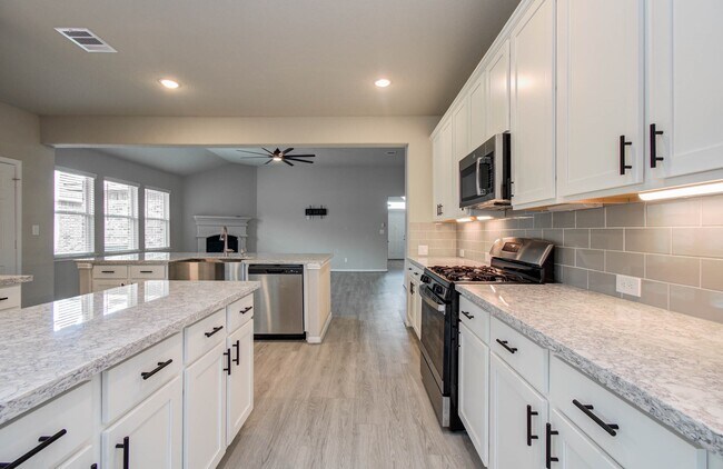 Building Photo - 4603 Bay Vista Dr