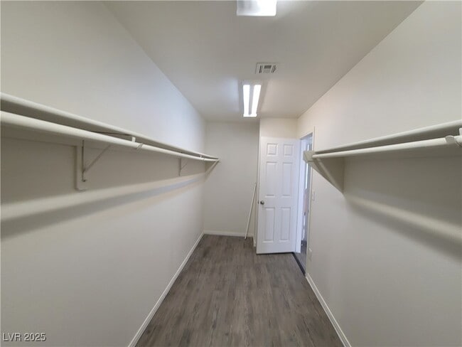 Building Photo - 10799 Flame Vine Ct