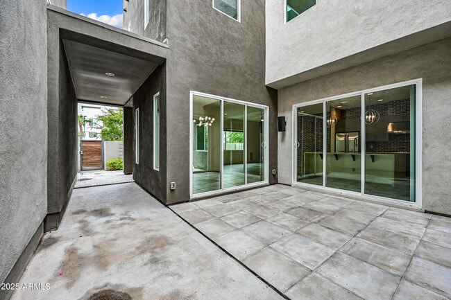 Building Photo - 6842 E ORION Dr