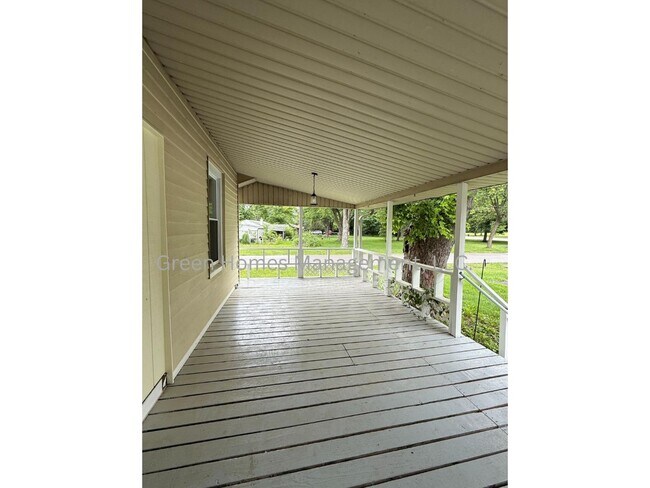 Building Photo - 11722 Larimore Rd