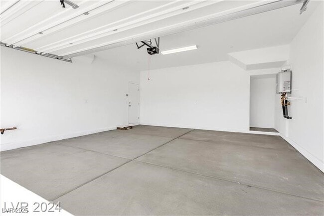 Building Photo - 96 Mosso Niente Pl