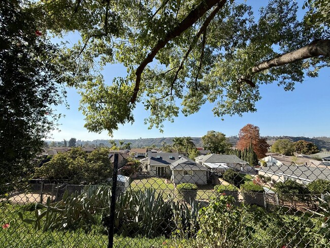 Building Photo - 6856 Newberry St