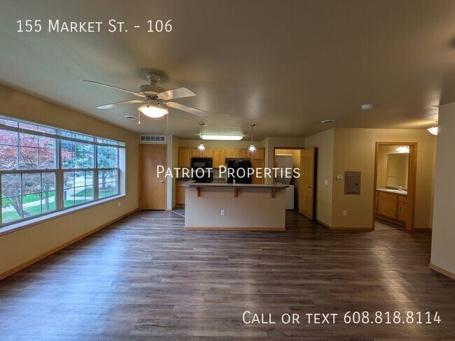 Building Photo - 155 Market St
