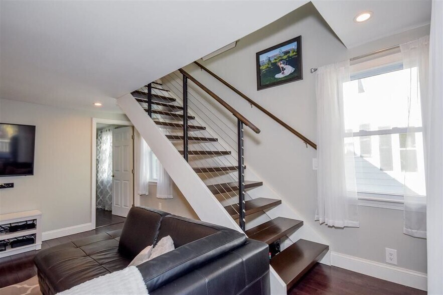 Building Photo - 87 Union, 2