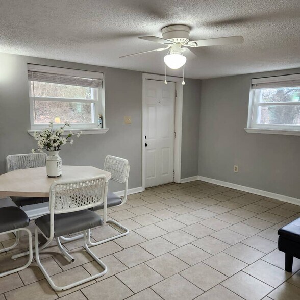 Building Photo - 5233 Loblolly Ln