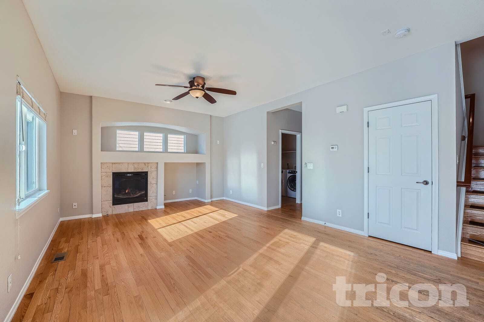 Building Photo - 1220 Sunset Way