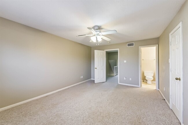 Building Photo - 11525 Burdine St