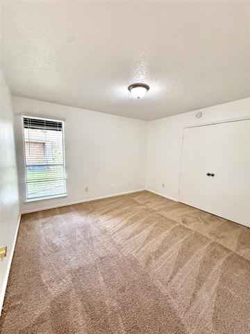 Building Photo - 1506 Hindsdale Dr