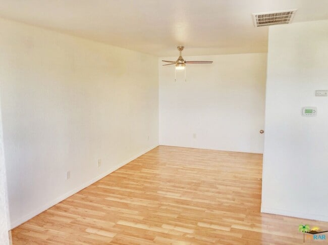 Building Photo - 675 Los Felices Cir N