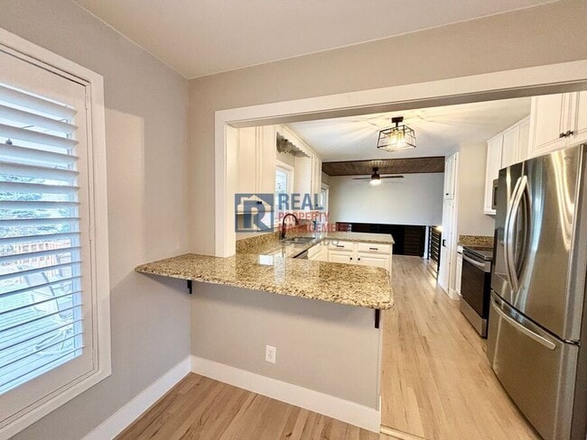 Building Photo - 7361 S Quince St