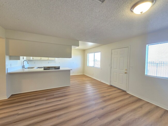 Building Photo - Beautifully Remodeled 2-Bedroom, 1-Bathroo...