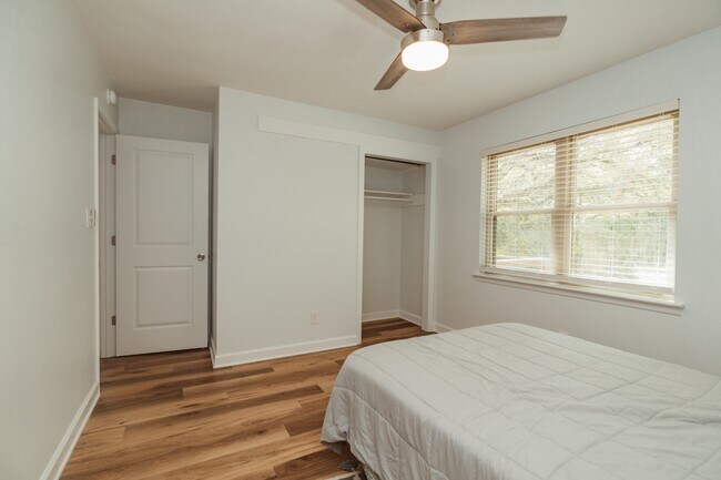 Building Photo - 5439 Penny Creek Rd