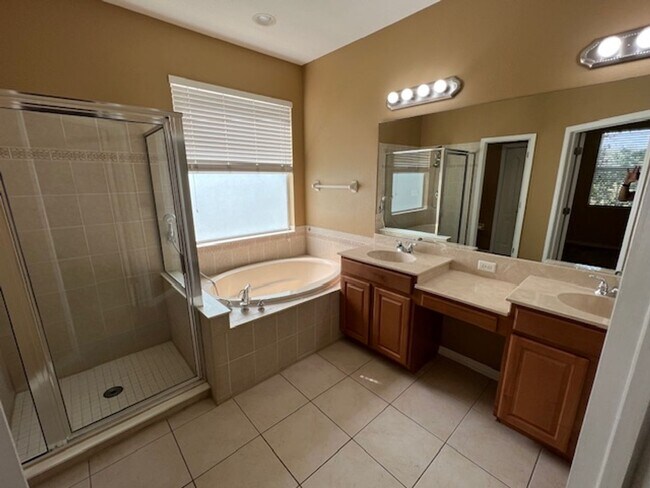 Building Photo - Wesley Chapel/ Lutz - Belle Chase 3 Bedroom 2 Bath home