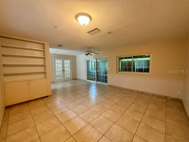 Building Photo - HOME NEAR ORLANDO AIRPORT