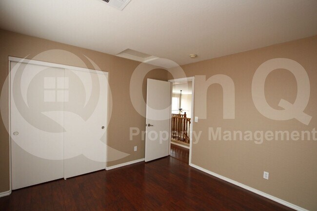 Building Photo - 2920 W Angel Way