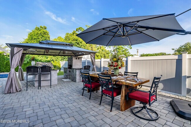 Building Photo - 243 Overbrook Ave