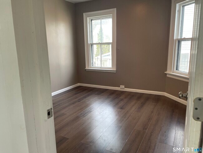 Building Photo - 40 Exchange St