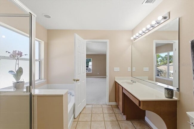 Building Photo - 29 Louisville Dr