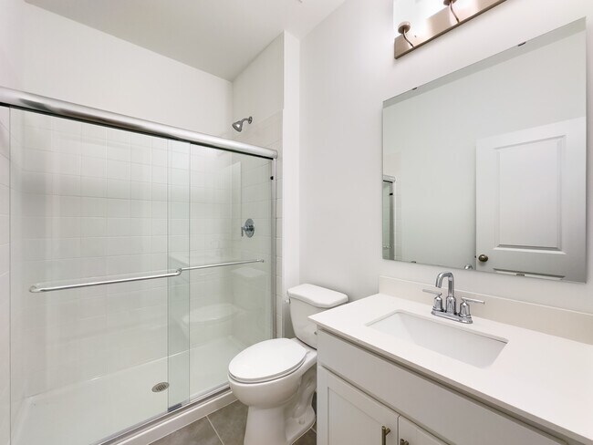 Building Photo - 126 Kingswood Cir