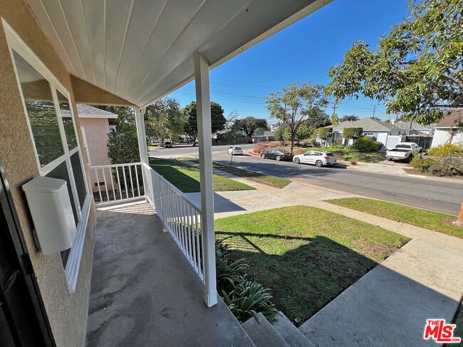 Building Photo - 10790 Galvin St