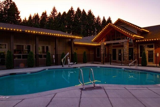 Building Photo - Beautiful 2 bedroom 2 bath/ move in today pay no rent till 1/1/26!