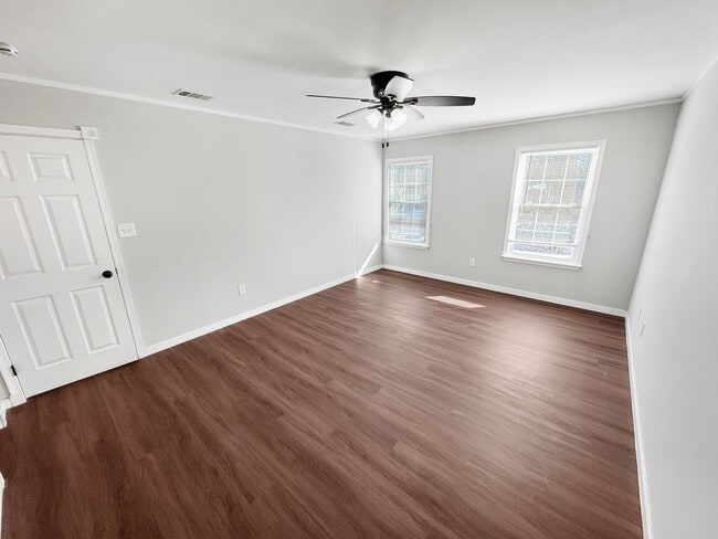 Building Photo - Modern 3 Bedroom Home in Ashland