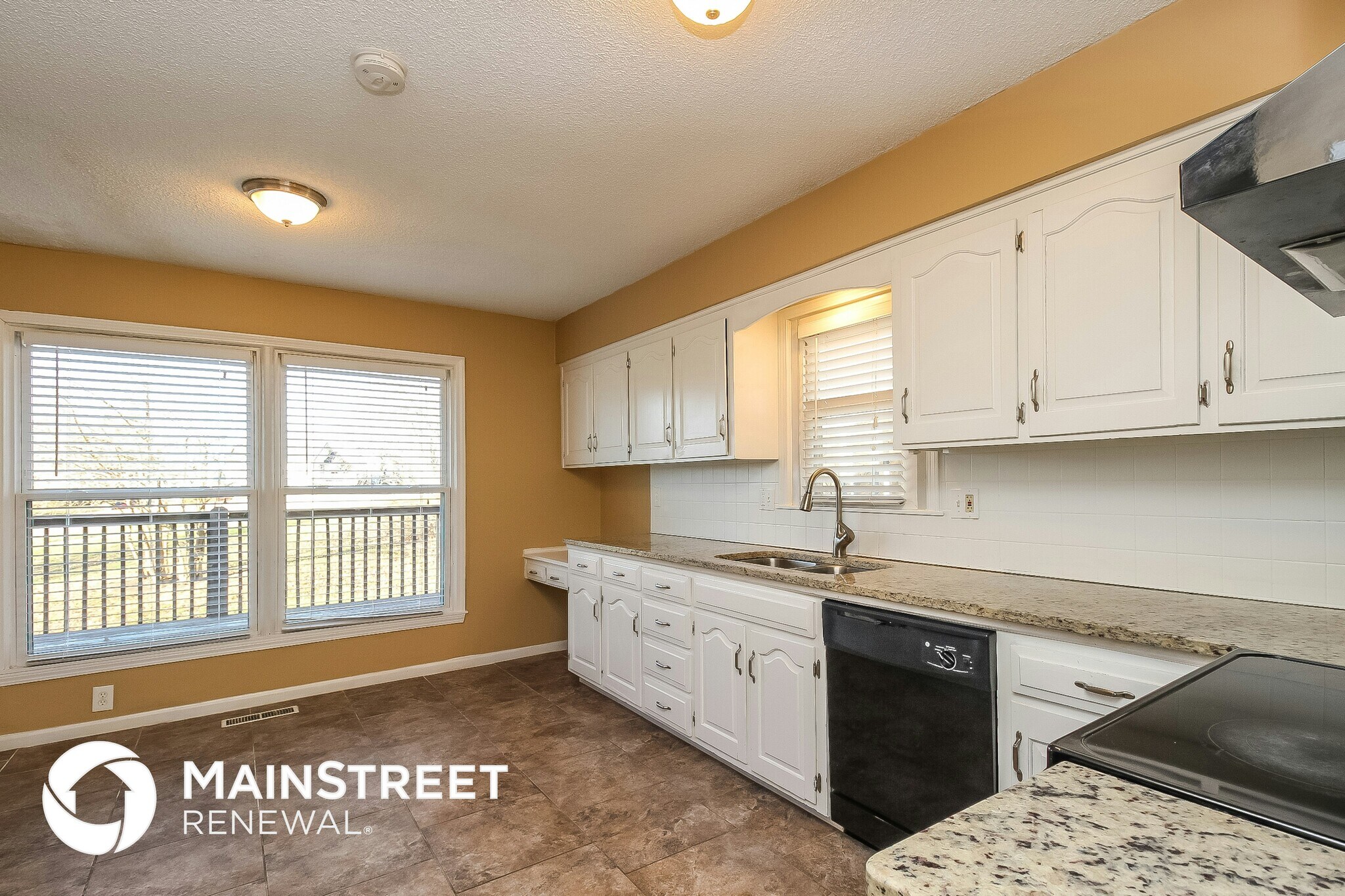 Building Photo - 14412 Wilshire Cir