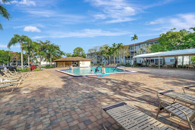 Building Photo - 1401 SW 128th Terrace