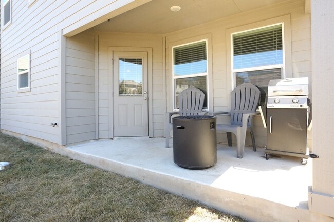 Building Photo - 1153 Barn Swallow Wy