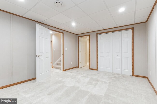 Building Photo - 43179 Allenby Way
