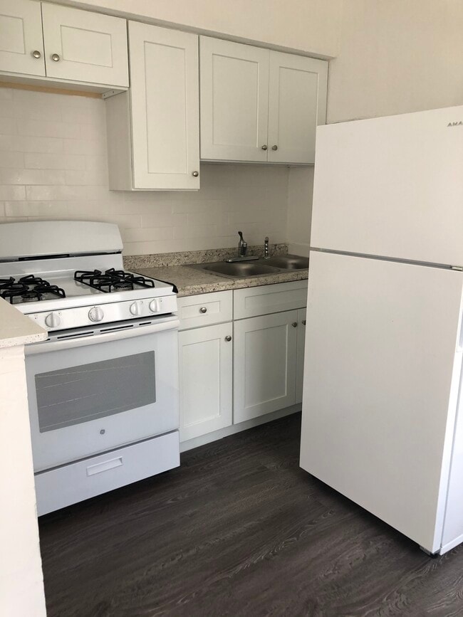 Building Photo - ATM 501, LLC